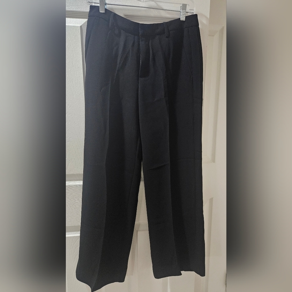 Vince - Women's Classic Black Dress Pants Size 4 -